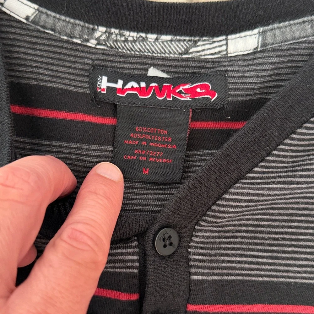Tony Hawk Black and Red Striped Short Sleeve Henley Tee Shirt T-Shirt - Picture 3 of 5